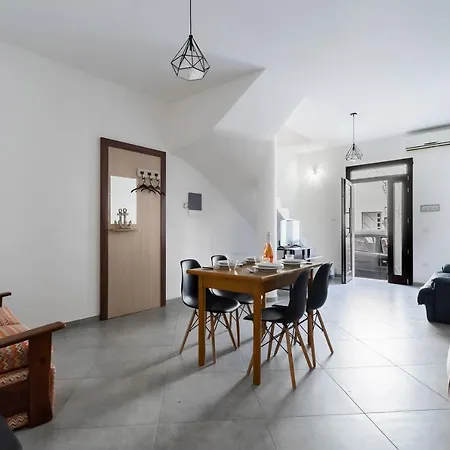 Apartment Casa Settembrini By Barbarhouse *